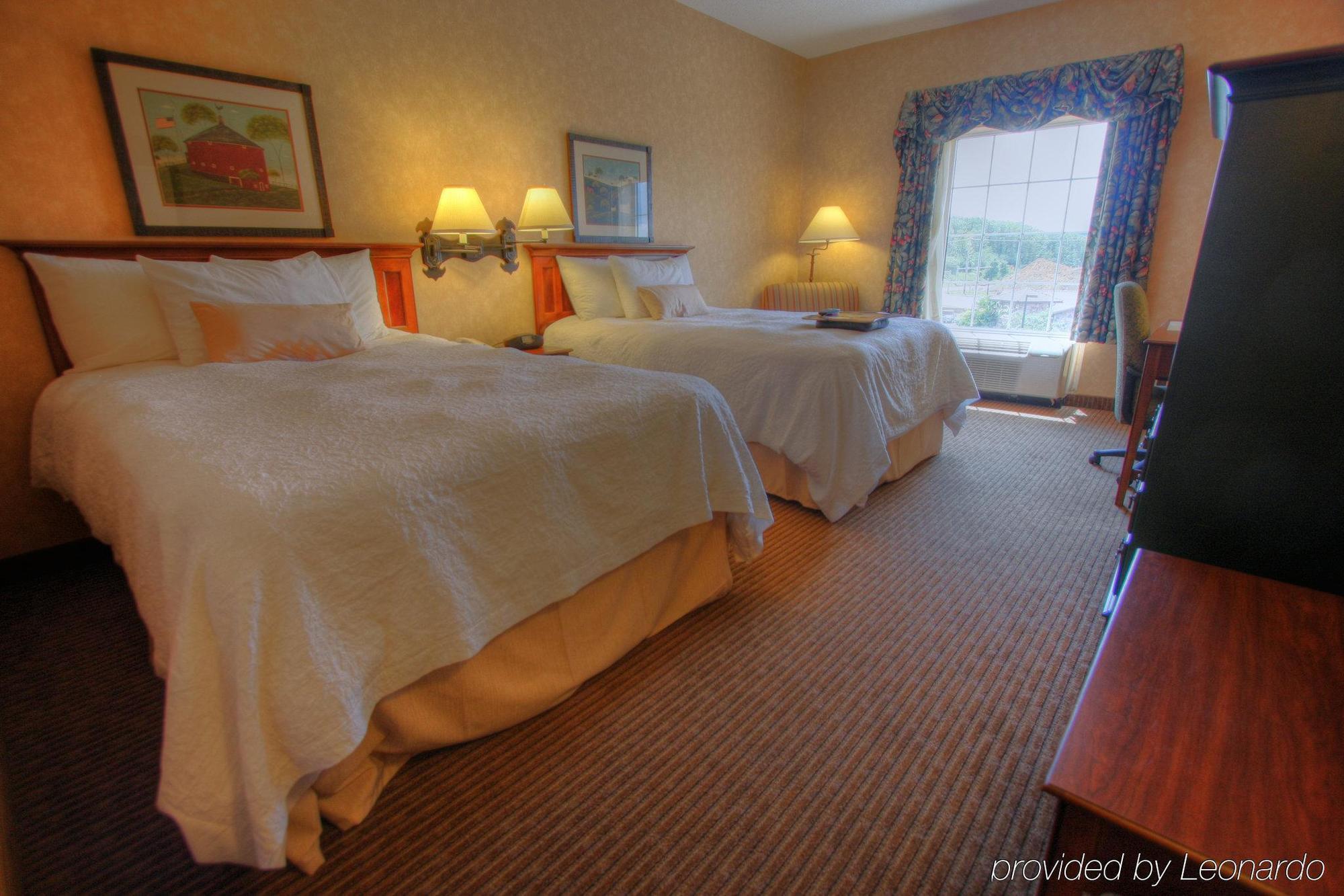 Hampton Inn & Suites State College At Williamsburg Square Ruang foto