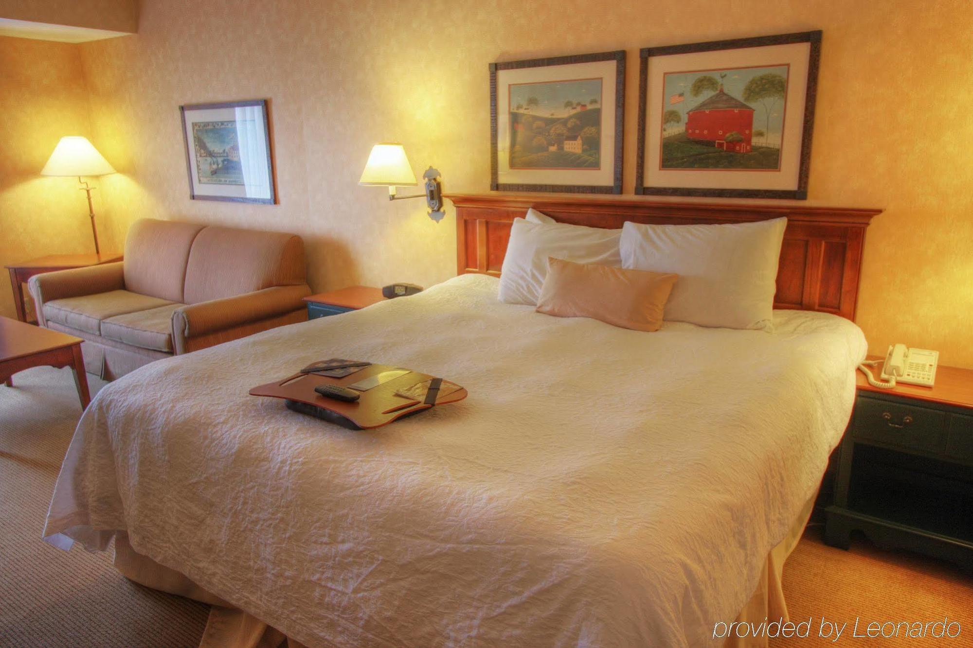 Hampton Inn & Suites State College At Williamsburg Square Ruang foto